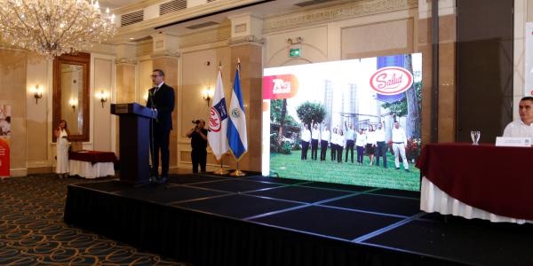 Primer Yogurt Certificado de El Salvador